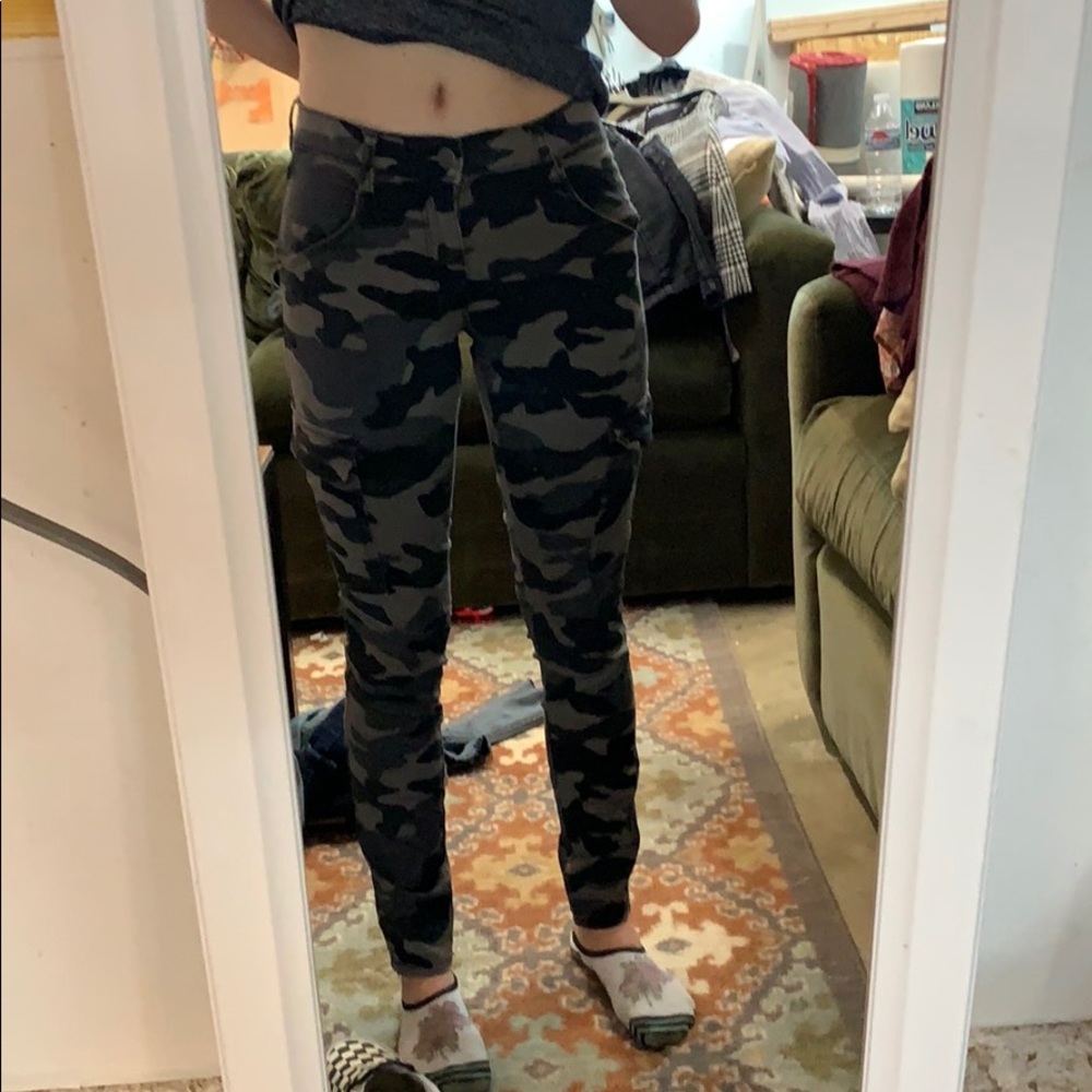 camo pants